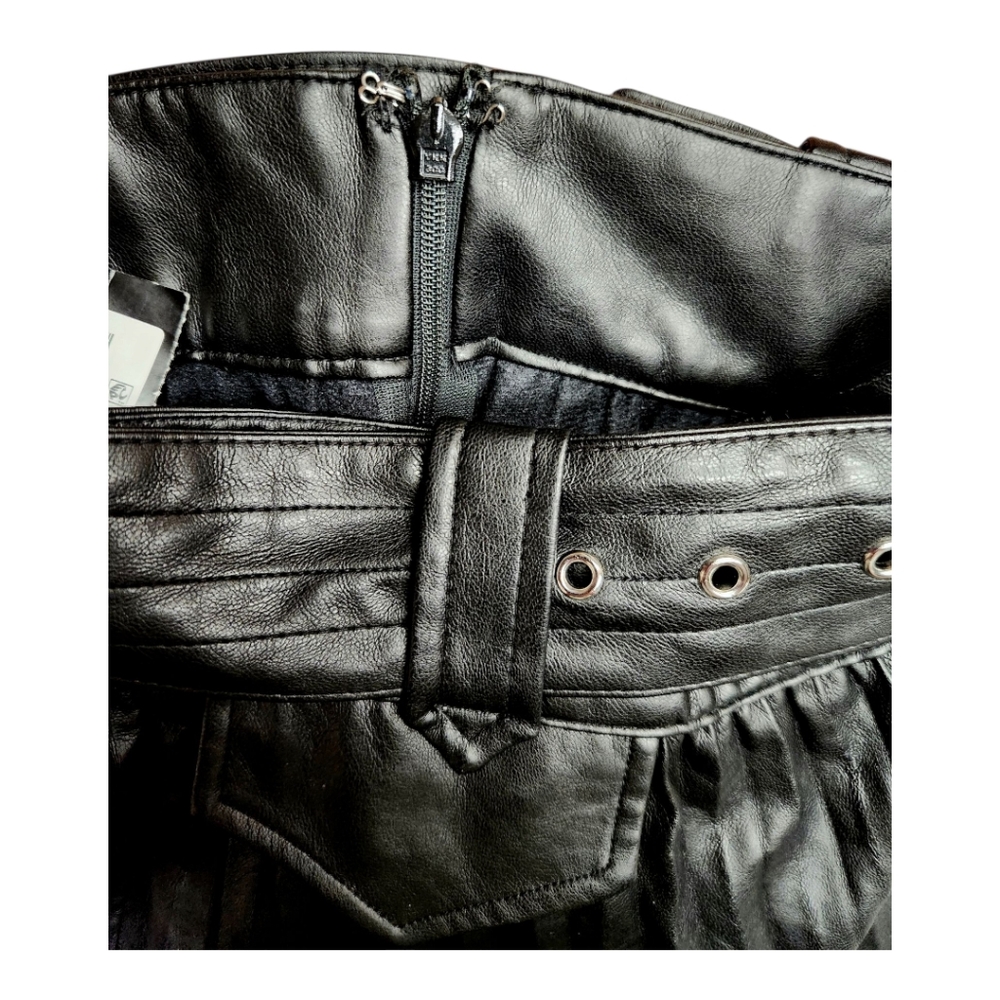 NWT Express Black Pleated Skirt Faux Leather - Picture 8 of 10